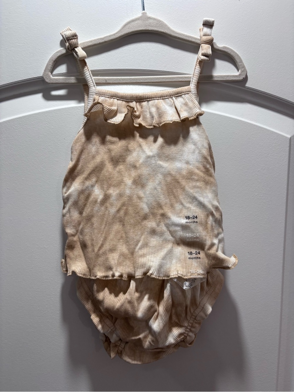 GAP Beige Tie-Dye Ruffle Tank & Bloomers Set